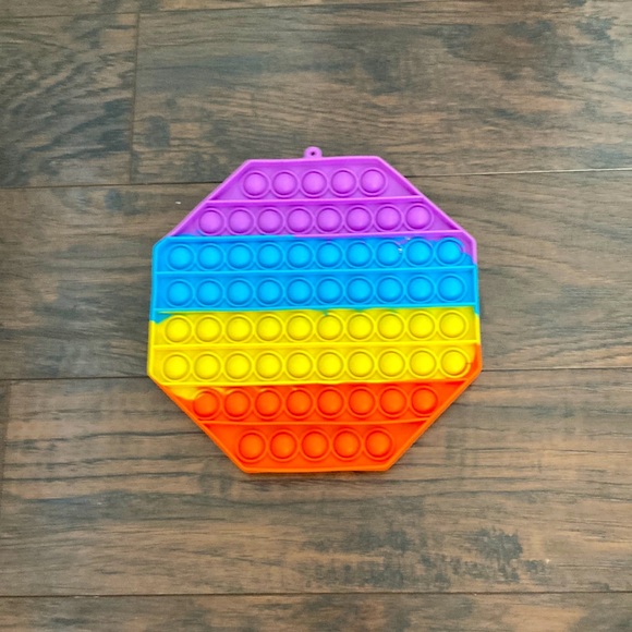 giant pop it - Picture 1 of 1